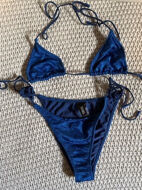 triangl swimwear Royal Blue Ribbed Triangle Bikini Set